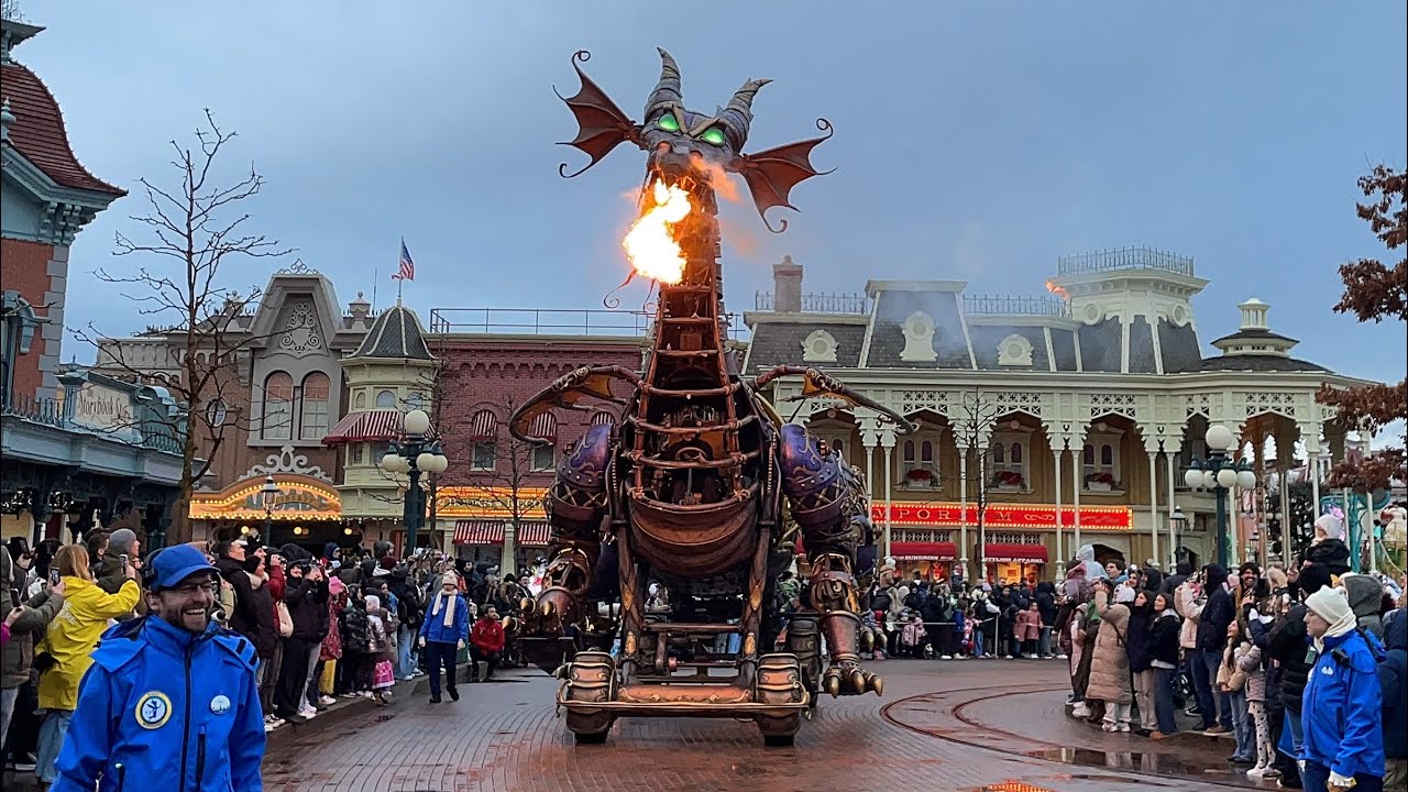 [4K] Disney Stars on Parade | Disneyland Paris 26.01.2025