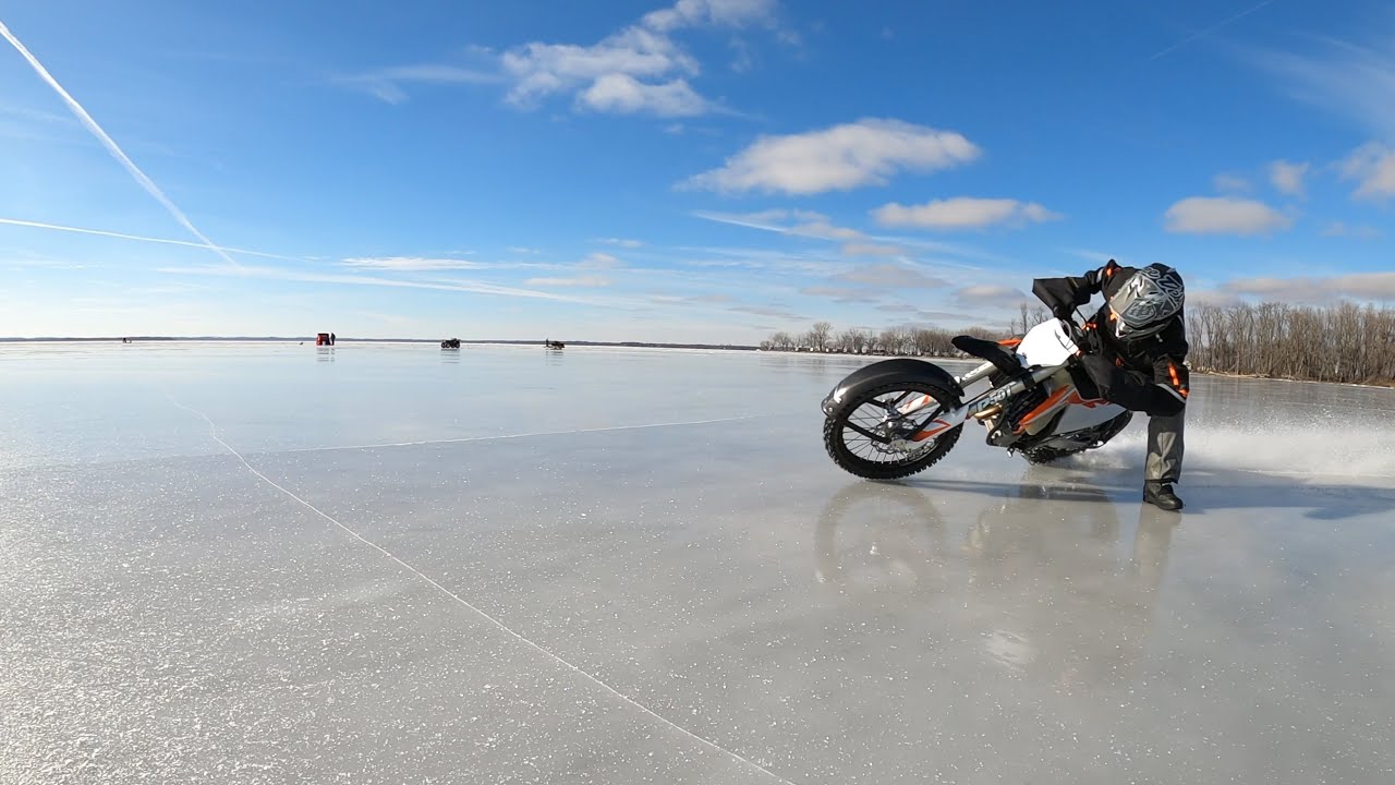Ice Racing Wisconsin Wisconsin Ice Racing Jam Session , Hard Water pt.2 - YouTube