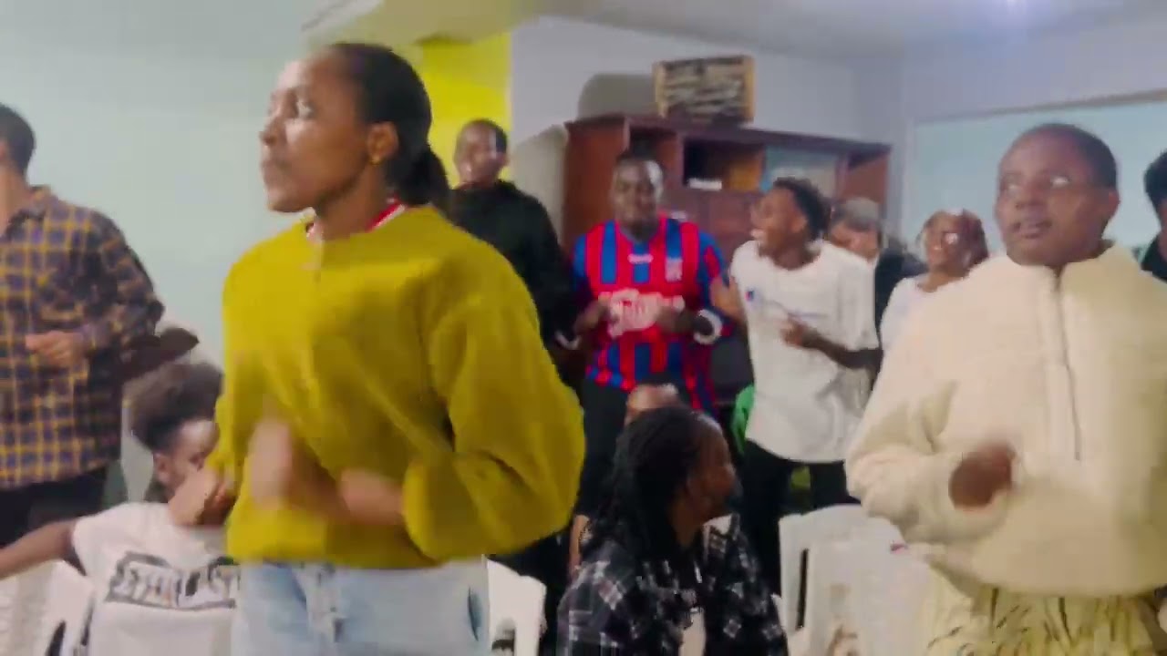 MUGITERANE HABAYUMUNEZERO UDASANZWE,,🙌🙌🙌 IREBERENAWE