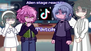 Alien stage react to tiktoks [ my fyp ] X2 speed
