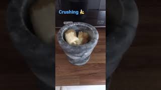 Crushing Banana 