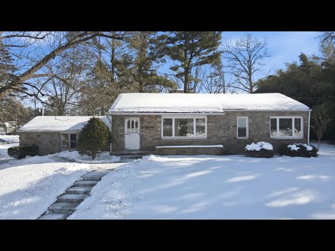 4070 W Hopewell Rd, Center Valley, PA home video tour