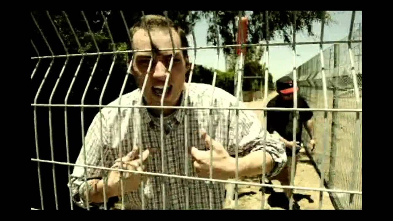 Mic moses & C4mula - Focused minds (Produced by Empne) (Cuts by Dj zashone)