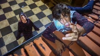 Um Monstro Ustador Invadiu Minha Casa