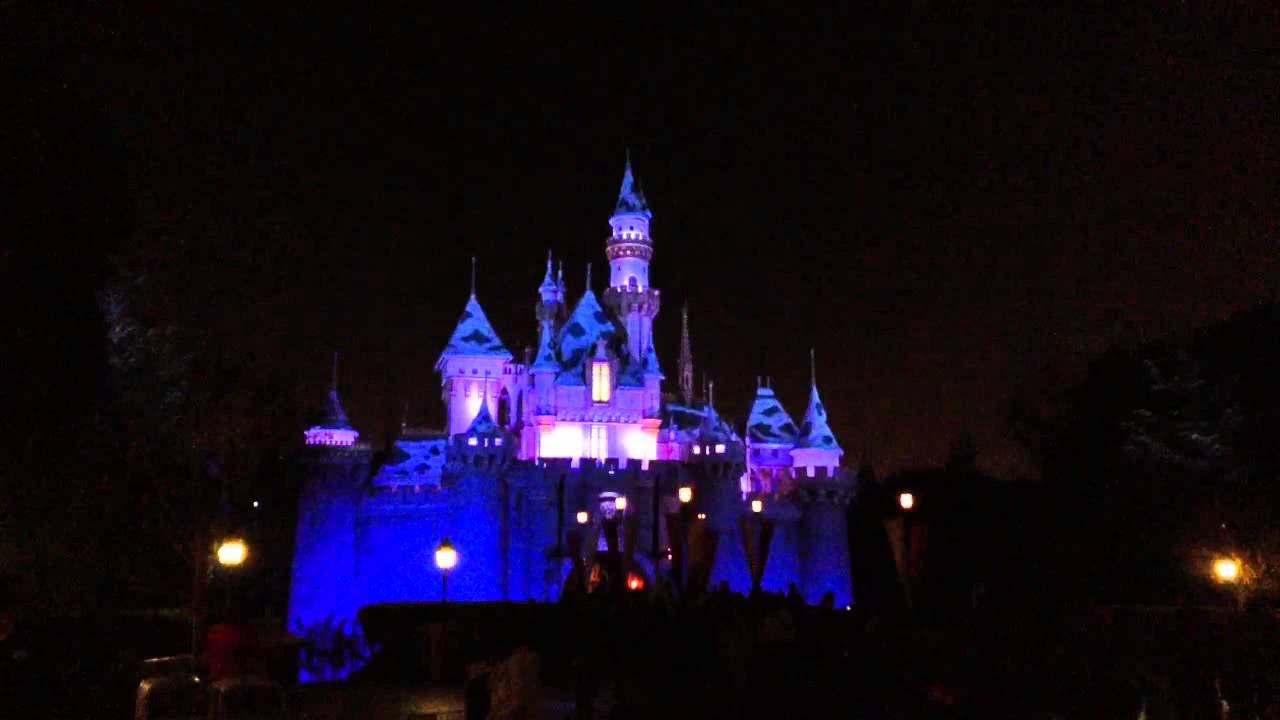 Disneyland Sleeping Beauty Castle At Night January 9 15 Youtube