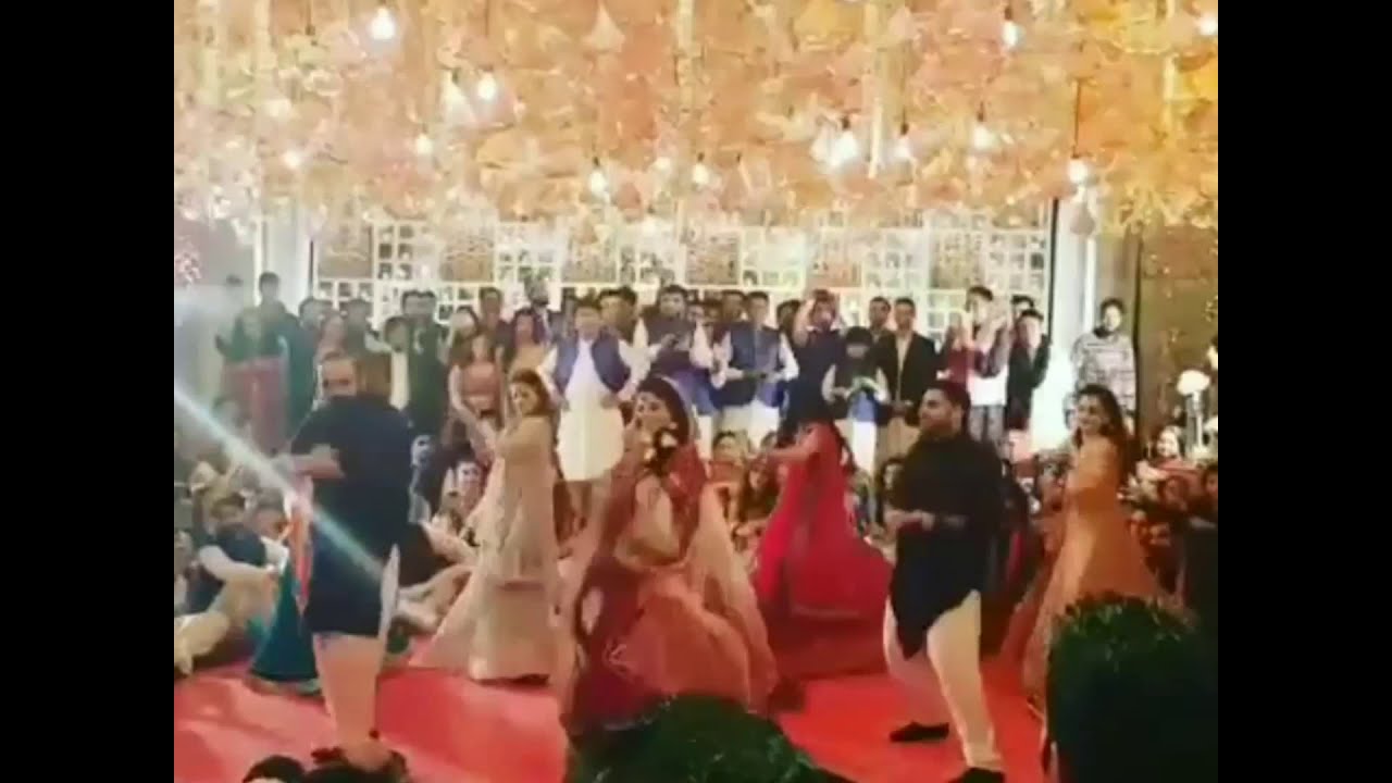 Zainab Abbas shows off killer dance moves as her shendi video goes viral: Watch