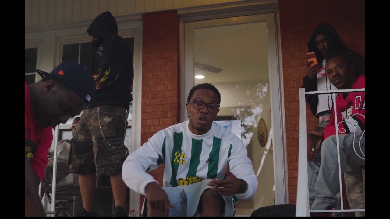 Tonton Johnny Cinco Feat. Young Funeral - Stayed Down di YouTube Tonton Johnny Cinco Feat. Young Funeral - Stayed Down di YouTube