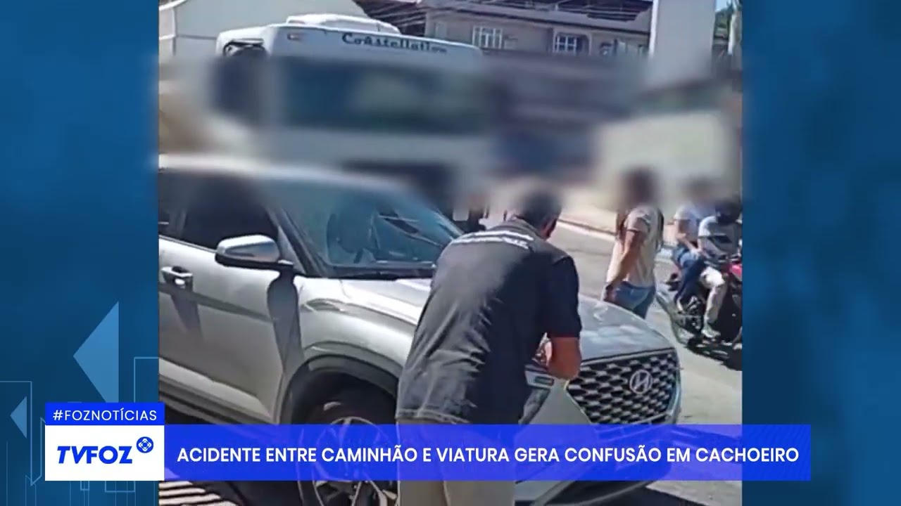 Acidente entre caminhão e viatura gera confusão em Cachoeiro