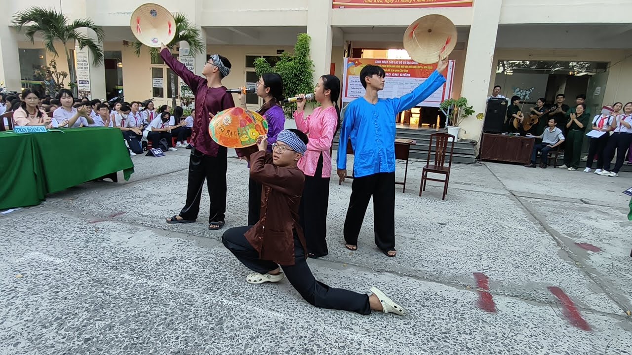 THCS Lương Thế Vinh - Liên Khúc (Như Có Bác Hồ ... - Đất Nước Trọn Niềm Vui) + Dạ Cổ Hoài Lang