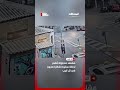 مشاهد متداولة ت ظهر لحظة سقوط شظايا صاروخ في تل أبيب اخبار المشهد