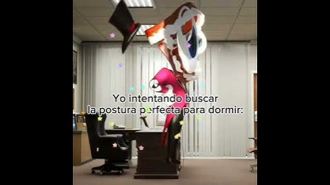 Yo intentando buscar la postura perfecta para dormir •^°×÷√√•Creditos al autor•^°×π√•