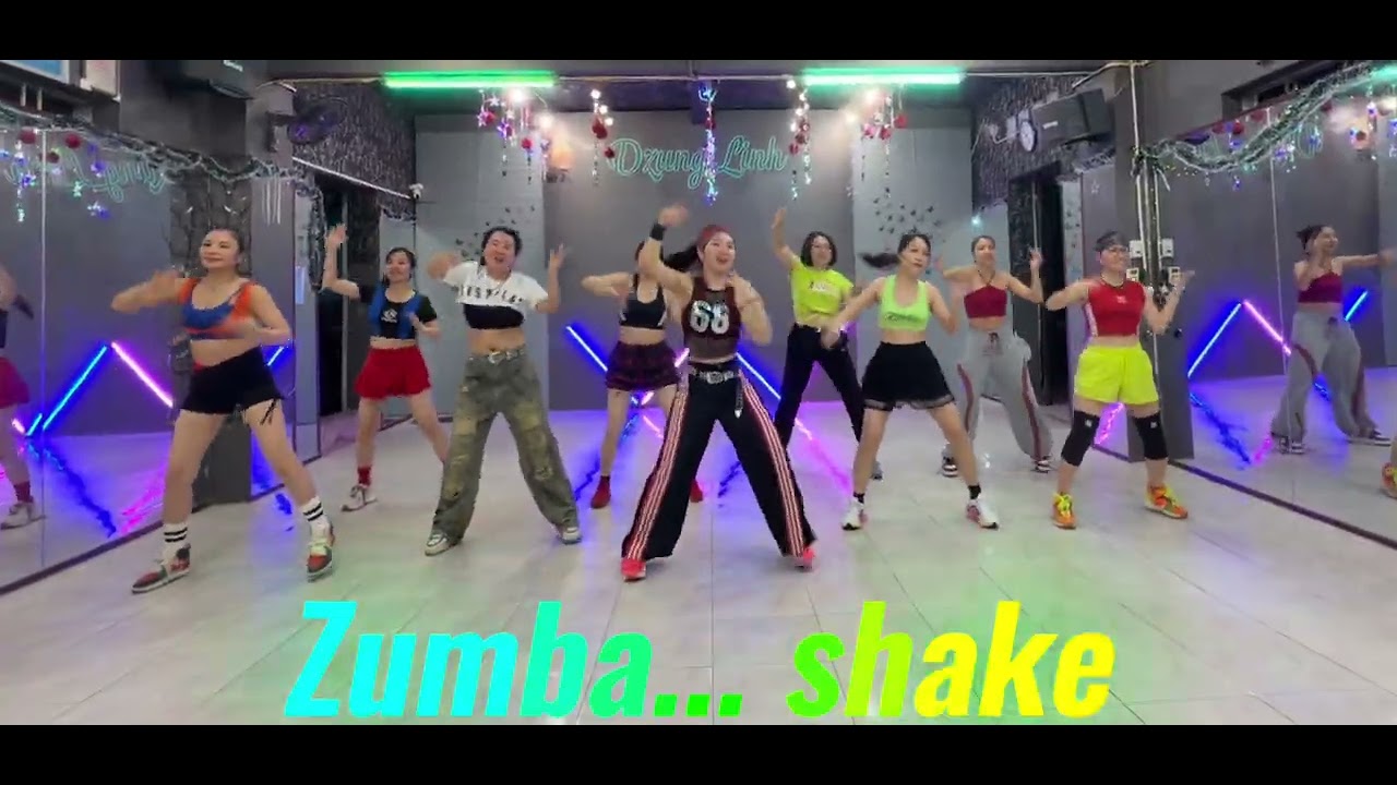 Zumba shake#dzunglinhdance #dance #xuhuongyoutube #zumba #zin 