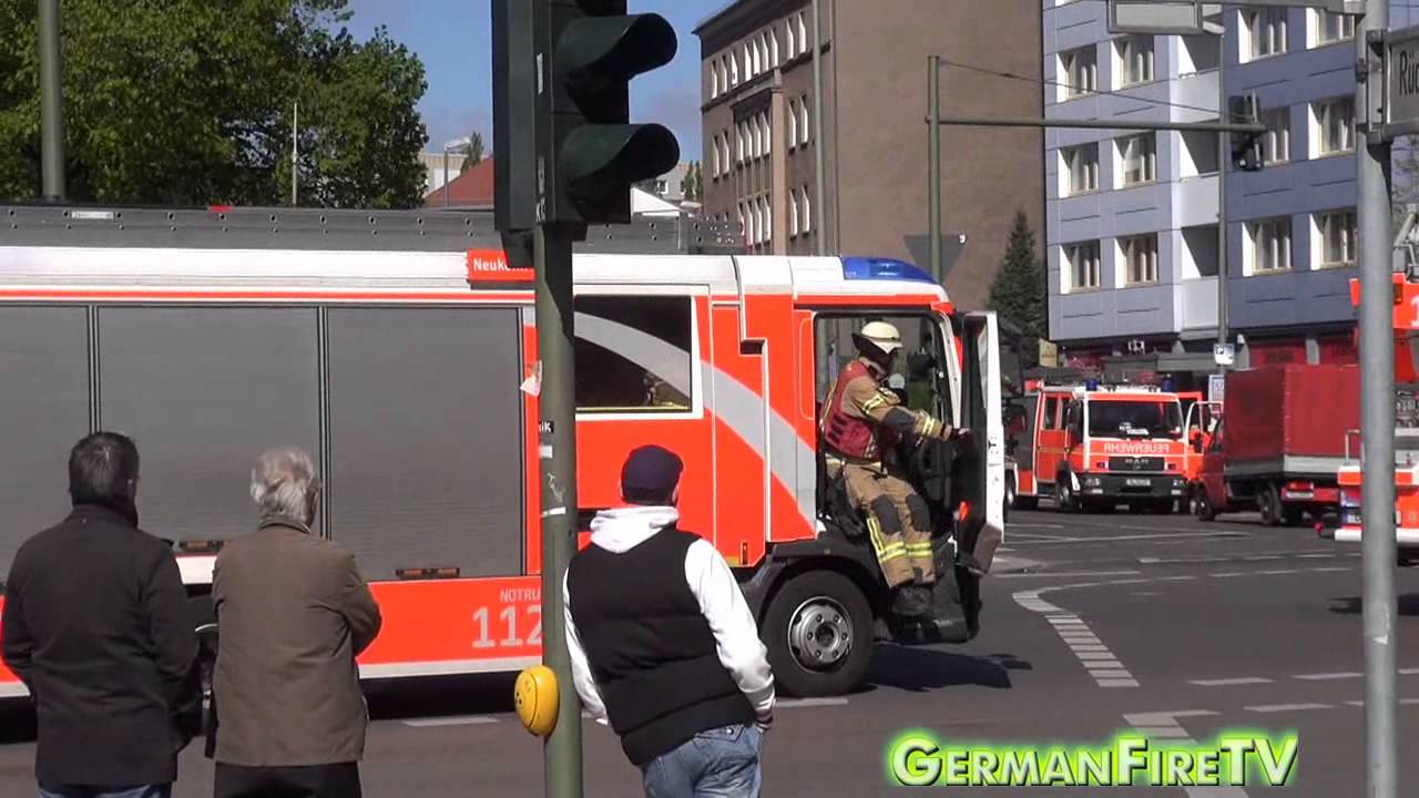 Hochhausbrand - Straße der Pariser Kommune - Friedrichshain