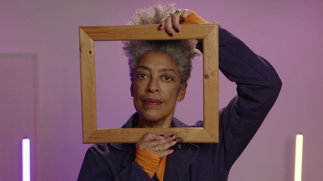 Artist demonstration: how to create a photographic portrait