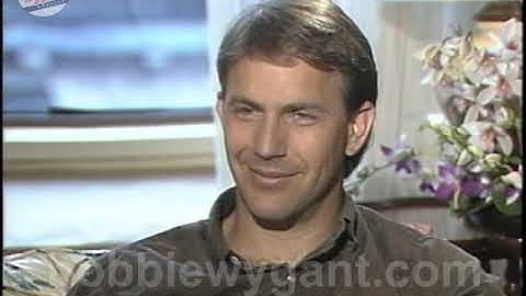 Kevin Costner "Field of Dreams" 4/15/89 - Bobbie Wygant Archive