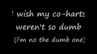 KoRn: Kidnap the sandy Claws lyrics video