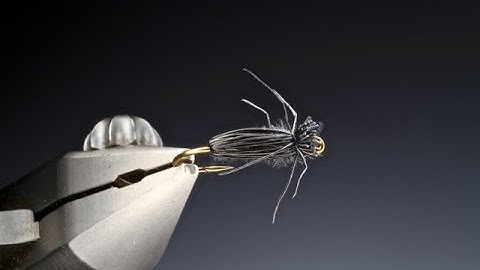 Tying the Beetle bug with Barry Ord Clarke