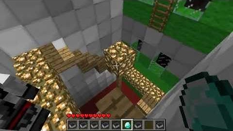 Minecraft: Minecrafts Edge PARKOUR Part 1