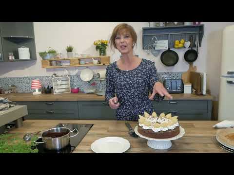 Video: Muffins Mit Birne Und Schokolade