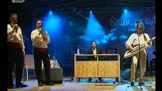 Ljube se dobri, losi, zli - Tonci Huljic & Madre Badessa ft. Petar Graso (Live - Spancirfest 2011) Resimi