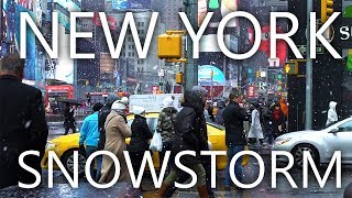 SNOWSTORM DAY IN NEW YORK TIMES SQUARE