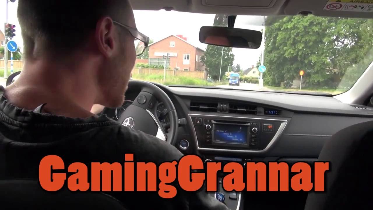 GamingGrannar: DAVE Hittar NES-Paket!