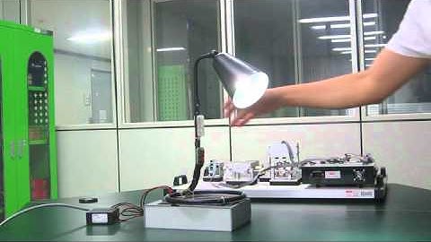 Wireless Power Transfer System - Advanced Tabletop LED Stand (Using compact resonators)