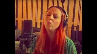 Dans un autre monde - Cover by Viktoria Voice