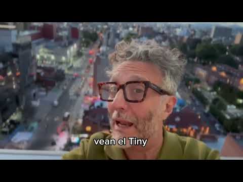 Aquí desde Bogotá! Vayan a ver el Tiny Desk que está buenísimo! No se lo pierdan!