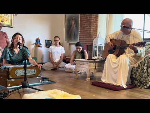 Radharani Song with Sriman Jayananda Prabhu 🌸 \u0026 Vraja Devi Dasi 