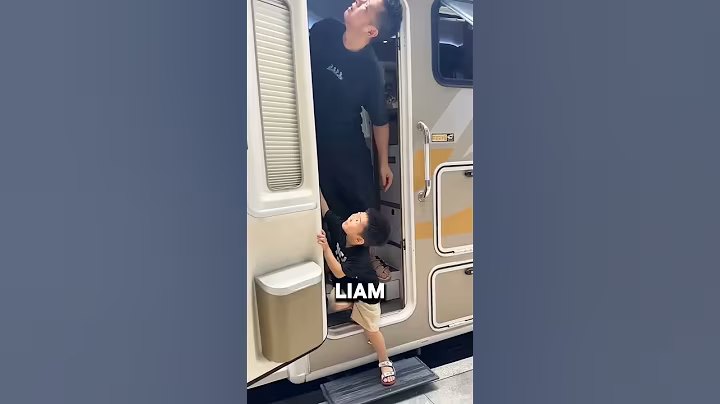 미국 헬리콥터에서 이런 소리가 나는 건 뭐지? 🚁👀🫣 #트렌딩인미국 #미국