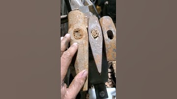 Fixing up a bouquet of Hammers #hammer #diy #restoration #vintagefinds #blacksmith