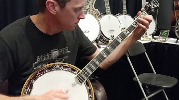 Hank Smith (Hank Pattie & The Current) on the Deering Tony Trischka Silver Clipper - IBMA 2018