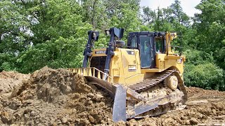 Caterpillar D8T