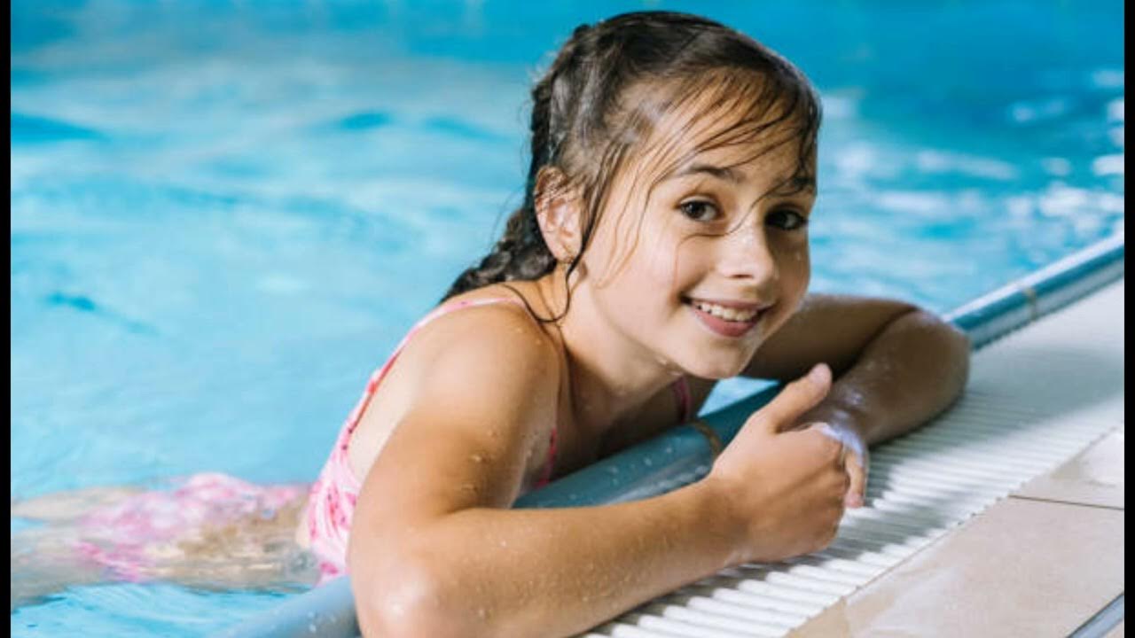 Freibad besuch: mit vollem oder leerem Magen nicht schwimmen? Fakt oder ...