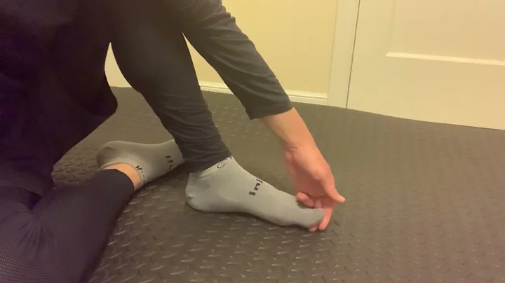 Assessing big toe extension - #1 of 4 - Observing your passive ROM & sensations