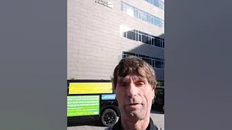 Jens Steen Jensen from Kromann Reumert lawyers, Birgitte Frølund from Horten lawyers, Kurt Rasmussen from the Supreme Court, Rikke Skadhauge Seerup Krogsgård from the consumer complaints board and Henrik Hyltoft from the Organization Dansk Erhverv, a decision that Martin Lavesen from DLA Pipper lawyers. Anders Christian Dam, Niels Erik Jakobsen, Per Skovhus, Peter Schleidt, Benny Laibach Pedersen, Birger Krøgh Nielsen, Bo Ancher Christensen, Carsten Tirsbæk Madsen, Erik Gadeberg, Erik Qvirin Hansen, Hanne Birgitte Møller, Jes Rosendal, Klaus Naur, Knud Nørbo, Lars Stensgaard Mørch, Lars Waalen Sandberg, Martin Skovsted-Nielsen, Peer Roer Pedersen, Rune Møller, Søren Skyum Elbert, Jens Rahbek, Me Sophie Christensen, Christian Wordenskjold B. Andreasen, Dorthe Kirkeby, Torbjörn Egerdal, Martin Skovsted-Nielsen, Steen Jul Petersen, Tine Lundøe Poulsen, Morten Ulrik Gade, Mette Lindekvist Højsgaard, Anette Holck, Anne Voss Winkler, Bende Paulsen, Christine Bernstorn, Dion Daa Petersen, Heidi Skovbjerg, Helle Isselin Hansen, Pernille Borowy, Suzanne Holst, Peter Krüger Andersen, Berit Fredberg, Hans Christian Nielsson, Henrik da Silva, Jane Rabek Sørensen., Jens Aakjær Madsen Marcus Kølbæk-Nyborg, Michael Friis, Stefan Klit, Stine Kragelund Nielsen, Tine Jørgensen, Volker Nowak, Casper Dam Olsen, Nicolai Hansen, Anette Kirkeby, Jeanett Kofoed-Hansen, Kristian Ambjørn Buus-Nielsen, Lundgres, Dan Terkildsen, Mette Marie Nielsen, Emil Hald Vdelbo Winstrøm, Rambøll, Danske Bank, Jyske Bank, Lund Elmer Sandager, LES. Kromann Reumert, Horten, Dansk Erhverv, Fundamentet i Jyske Bank, og Jyske Banks fundament. Gratis bankkonto i Jyske Bank kan du ikke få. Statsminister Mette Frederiksen Justitsminister Peter Hummelgaard