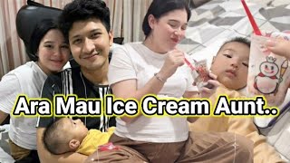 Pertama Kali Baby Ara Puti Sabai Ke'enakan Di Kasih Ice Cream