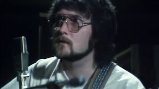 Gerry Rafferty - Get It Right Next Time (Official Video)