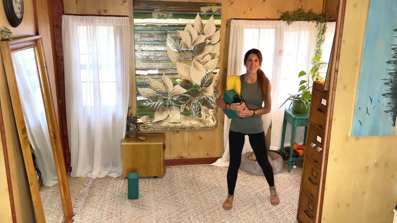 30 Minute Yoga Flow | Stacey Lei | 12.25.2025