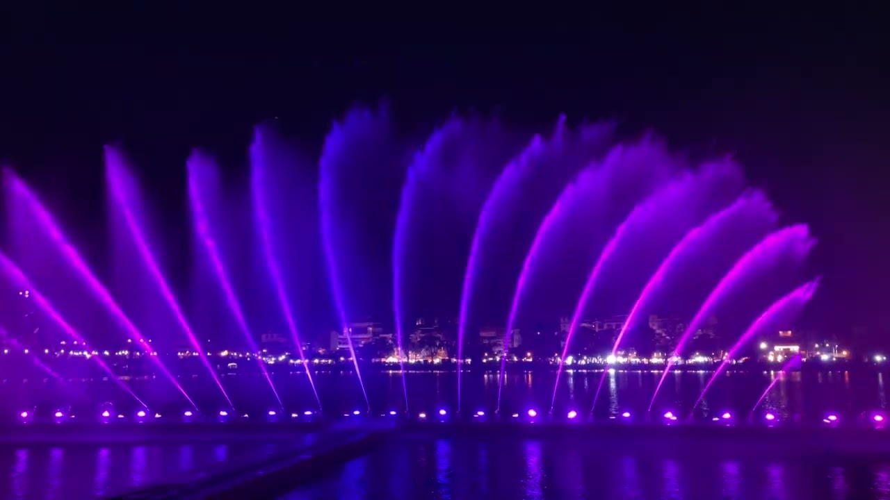 2026 2/17 大年初一 高雄左營洲仔清水宮前廣場水舞秀 一馬當先