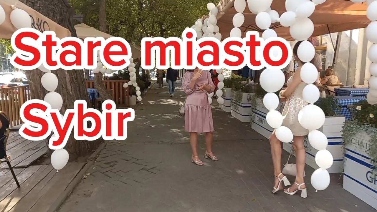 Stare ulicy, domy Stalinki, Rosja Syberia