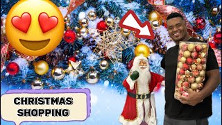LOOKING FOR CHRISTMAS THINGS IN A STORE THAT SELLS VERY REASONABLE PRICE