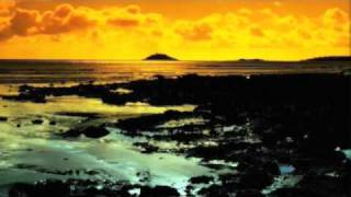Crested Hens - Whistle and Guitar - Breton Tune Audio