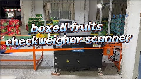 Checkweigher with integrated barcode scanner for boxed fruit production line