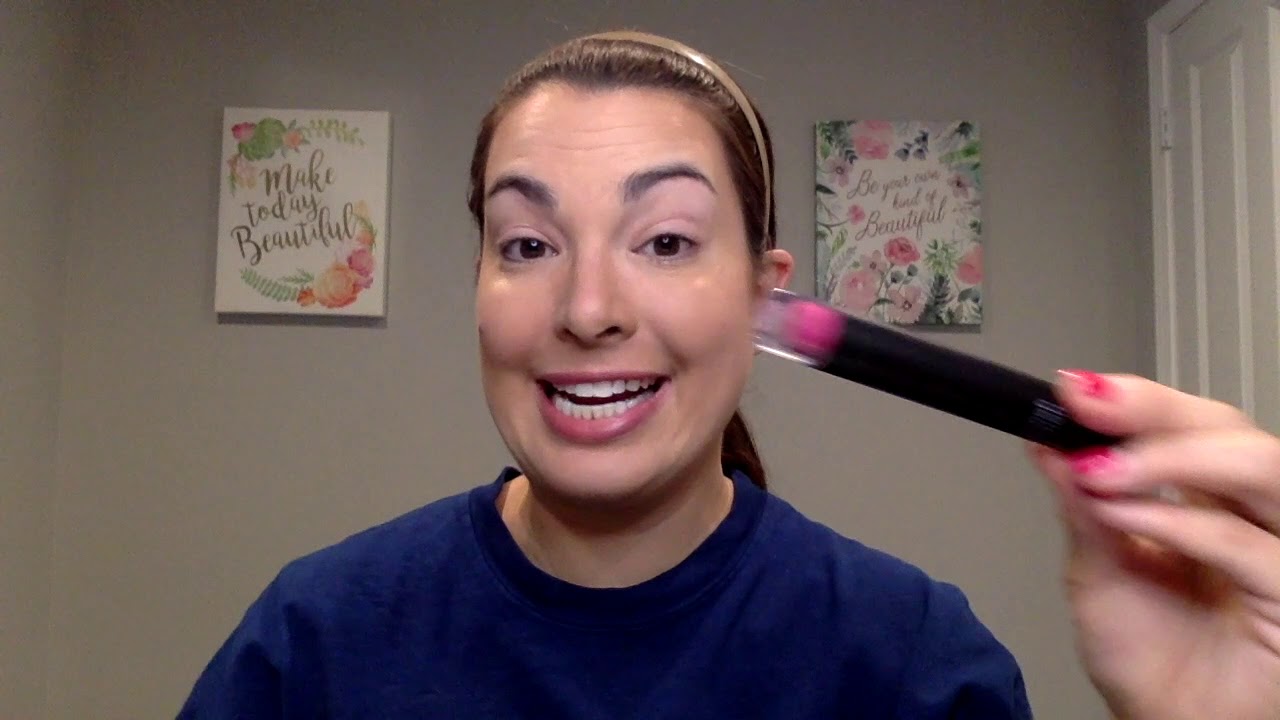 Younique fun makeup Friday - Holiday Edition! 