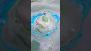 Yoshi egg bath bomb 🫶🏻 @LUSH @NintendoAmerica #nintendo #lushcosmetics #supermario #mariogalaxy