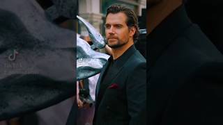 henrycavillendless Lovetrendingnetflixthewitcherredcarpiet