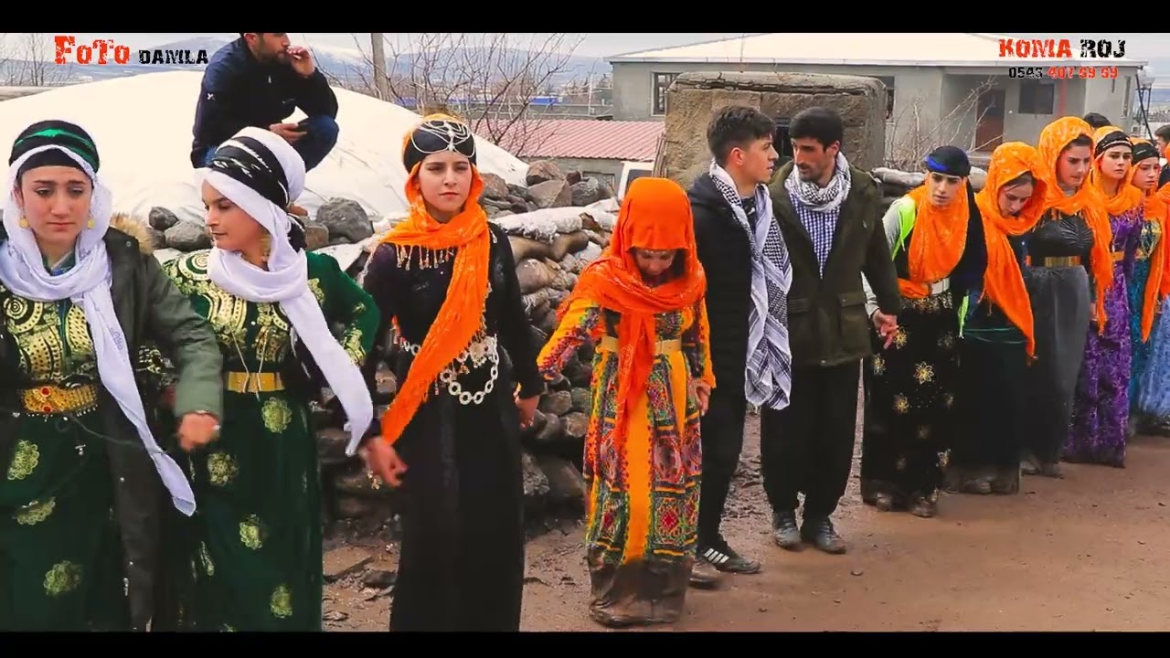 KOMA ROJ FOTO DAMLA VİRANŞEHİR KARABAHÇE KÖYÜ  KÜRT DÜĞÜNÜ