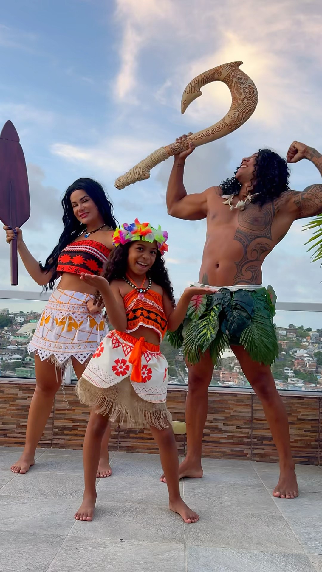 Anzol do MAUI voltou?​⁠@mayca.brasil #transition #moana #maui #fantasy #apollosant #short #shorts